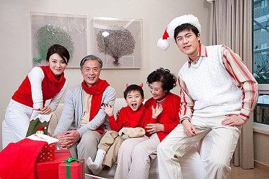 《通缉令：死亡》新一期烹饪视频展示角色和设定